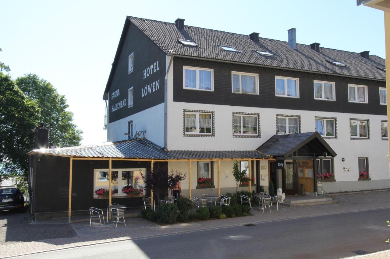 Hotel Lowen By Mastiff Sankt Märgen Exterior foto